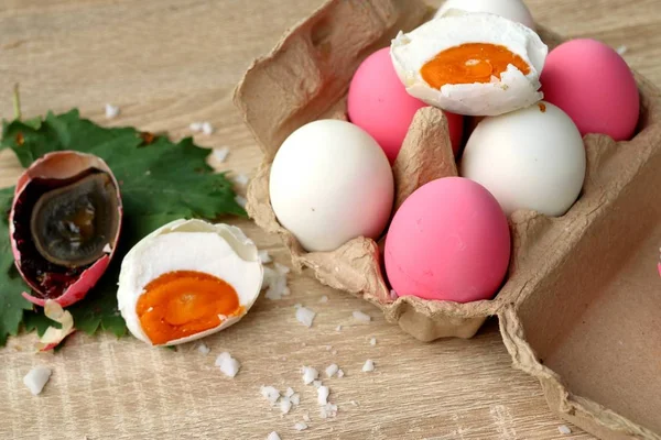 Tuzlu yumurta ve korunmuş yumurta