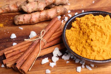 Toz köri ve zerdeçal