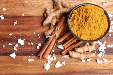 Toz köri ve zerdeçal