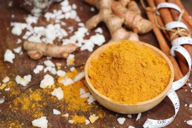 Toz köri ve zerdeçal