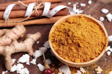 Toz köri ve zerdeçal