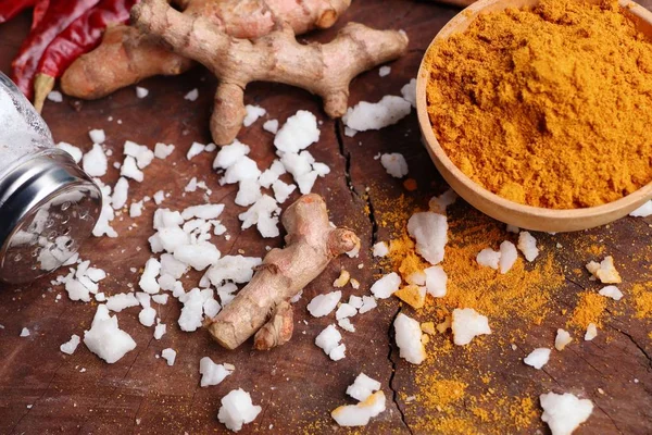 Toz köri ve zerdeçal