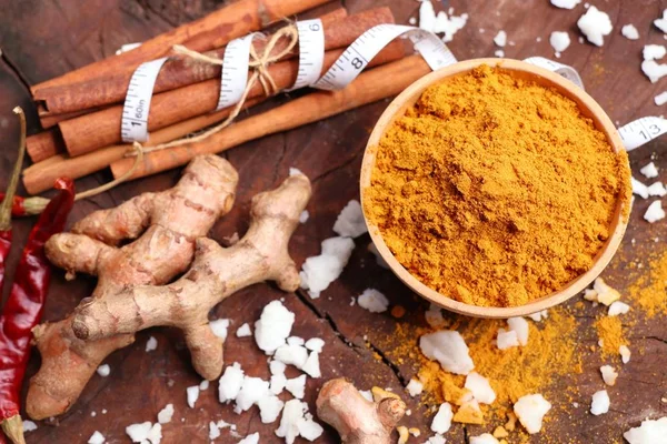 Curry powder and turmeric — Stock Photo, Image