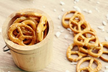 Bira ile tuzlu kraker