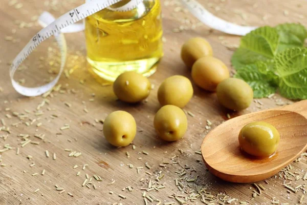 Organik yeşil zeytin yağı