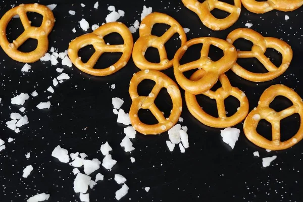 Bira ile tuzlu kraker