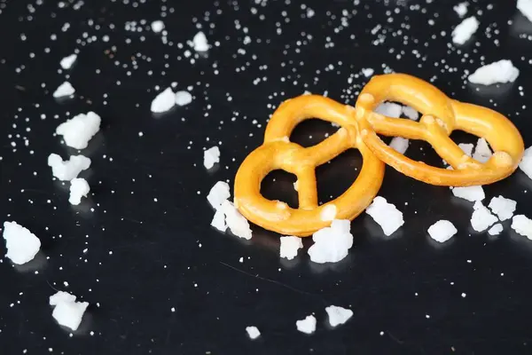 Bira ile tuzlu kraker