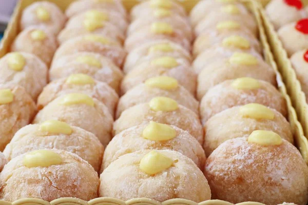 Donuts en la comida callejera — Foto de Stock