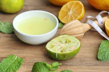 Taze limon suyu
