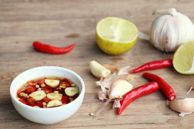 Chili balık sosu sarımsaklı
