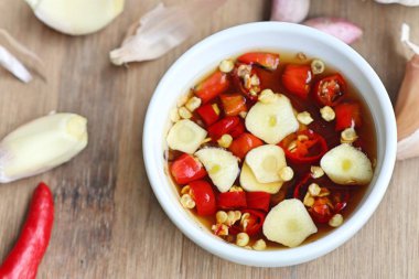 Chili balık sosu sarımsaklı