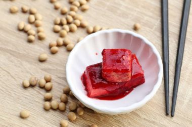 Soya fasulyesi ile kırmızı