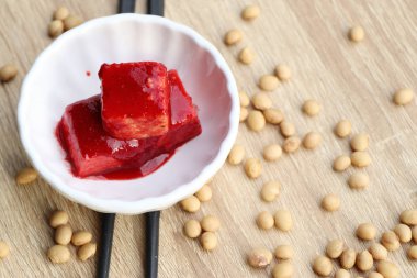 Soya fasulyesi ile kırmızı