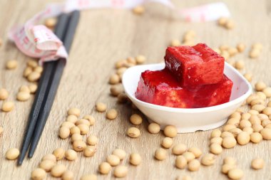 Soya fasulyesi ile kırmızı