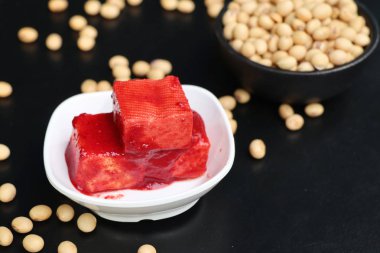 Soya fasulyesi ile kırmızı