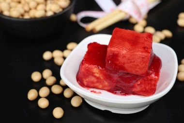 Soya fasulyesi ile kırmızı