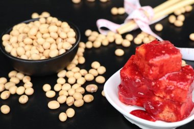 Soya fasulyesi ile kırmızı