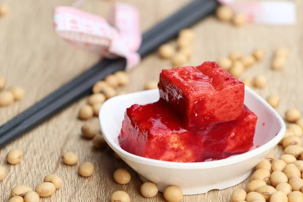 Soya fasulyesi ile kırmızı