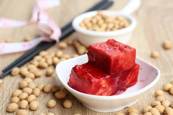 Soya fasulyesi ile kırmızı