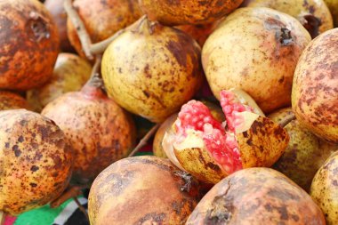 Nar meyve sokak gıda