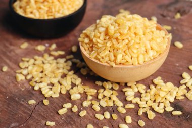 tuz ile soya tohumları