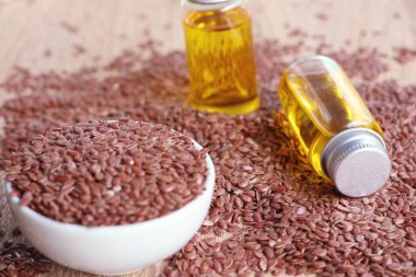 Keten tohumu yağı ile