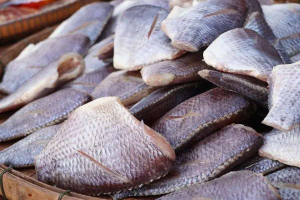 Fisk på marknaden — Stockfoto