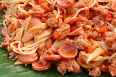 Spagetti sokak gıda