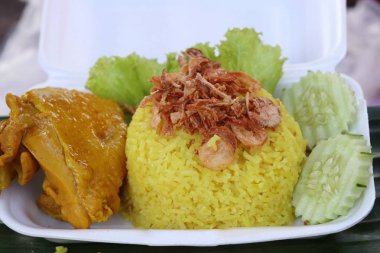 tavuk biryani pirinç