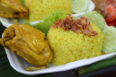 tavuk biryani pirinç