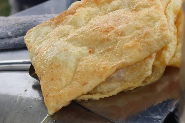 Elaboración de postre dulce roti — Foto de Stock