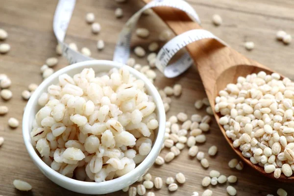 Cebada cocida con semillas —  Fotos de Stock