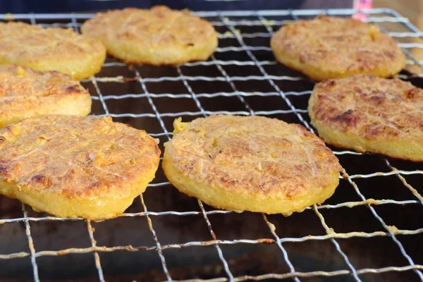 卵焼きおこわ — ストック写真