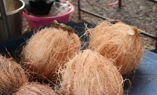 椰子在街道食物 — 图库照片