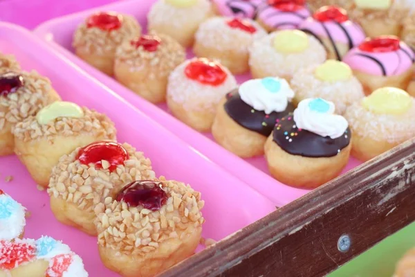 Donuts en la comida callejera — Foto de Stock