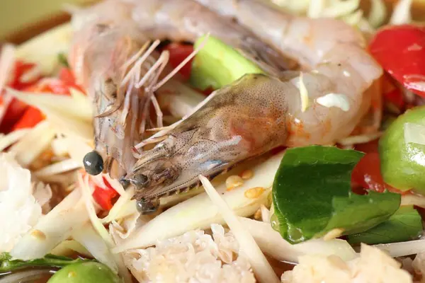 Mixed salad papaya with shrimp — Stock Photo, Image