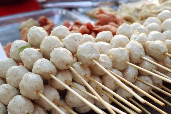 Almôndega em comida de rua — Fotografia de Stock