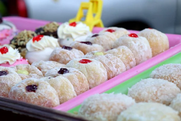 Donuts beim Streetfood — Stockfoto