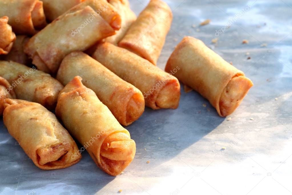 spring rolls at street food