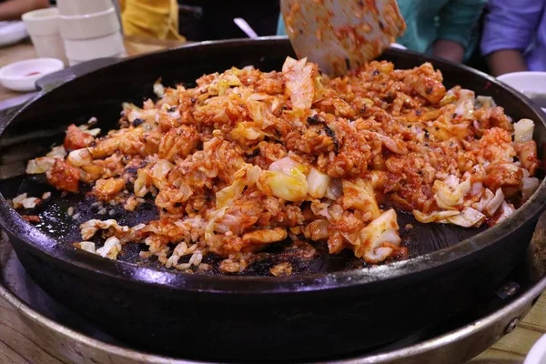 Dak galbi smažené korejské jídlo omáčka — Stock fotografie