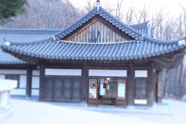 Κορεατική παραδοσιακή αρχιτεκτονική στέγη — Φωτογραφία Αρχείου