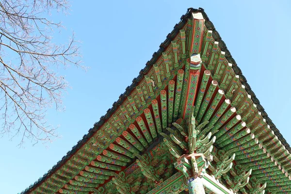 Techo de arquitectura tradicional coreana — Foto de Stock