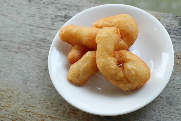 Deep-fried dough stick