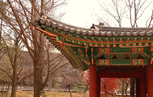 Techo de arquitectura tradicional coreana — Foto de Stock