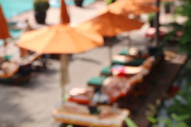 bulanık Yüzme Havuzu, şemsiye