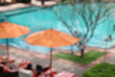 bulanık Yüzme Havuzu, şemsiye