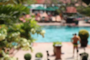 bulanık Yüzme Havuzu, şemsiye