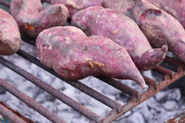 Yam pečené sladké brambory — Stock fotografie