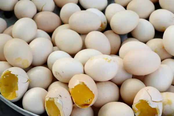 Boiled egg at street food — Stock Photo, Image