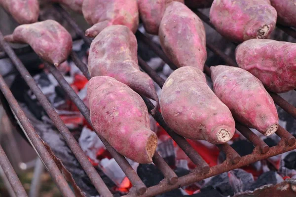 Yam pečené sladké brambory — Stock fotografie